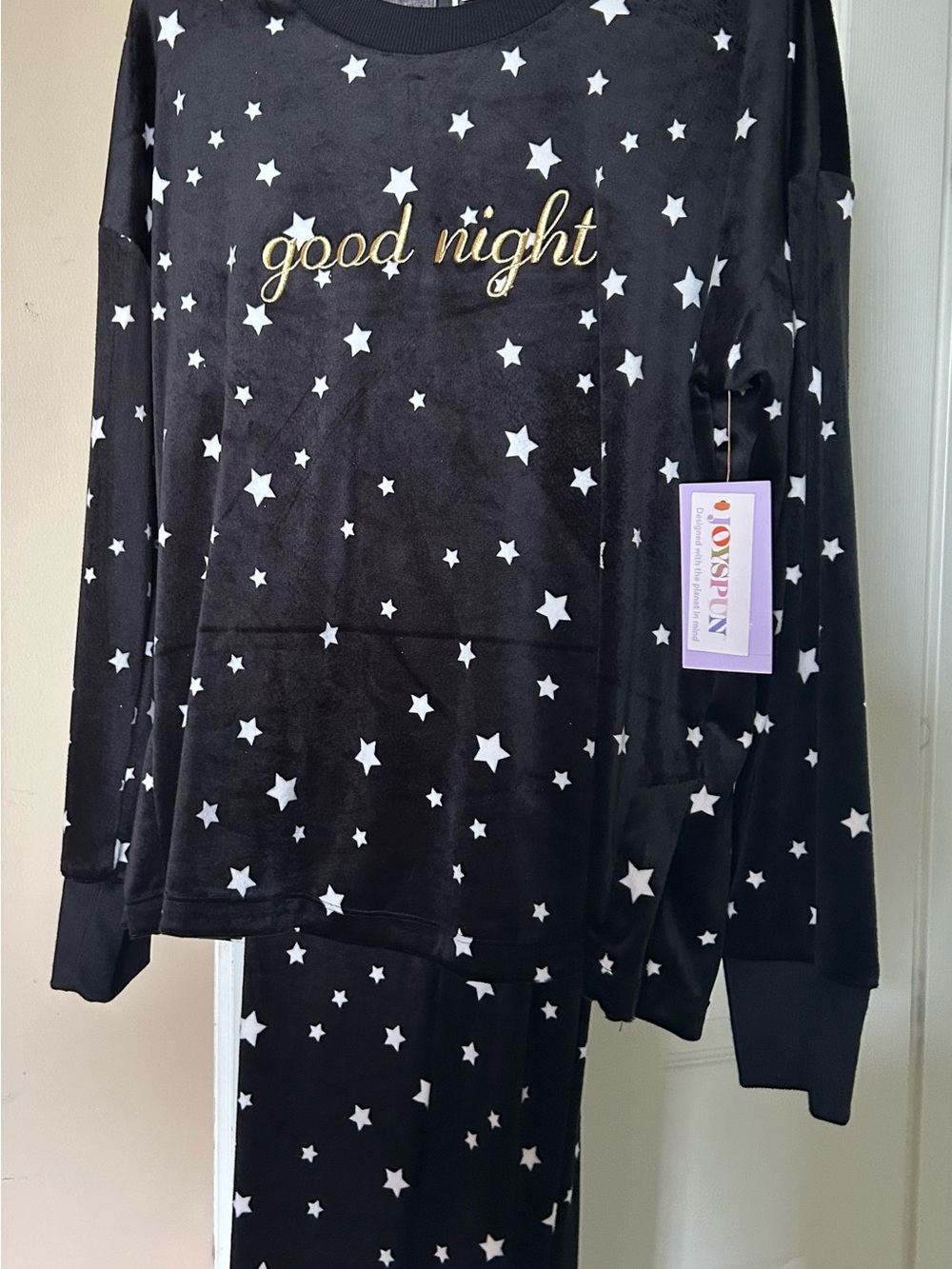 Black 2 piece pajama set - Picture 2 of 8
